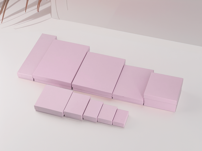1 15/16" x 1 1/4" x 11/16" Pink Cotton Filled Paper Box