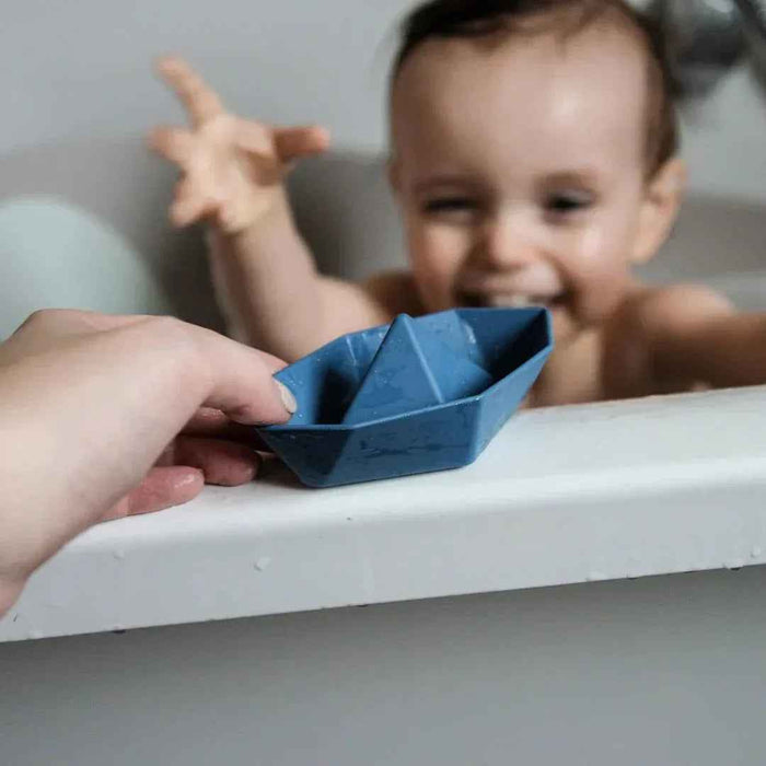 Shnuggle® Igrače za v kopel brez lukenj Stack and Sail Shnuggle